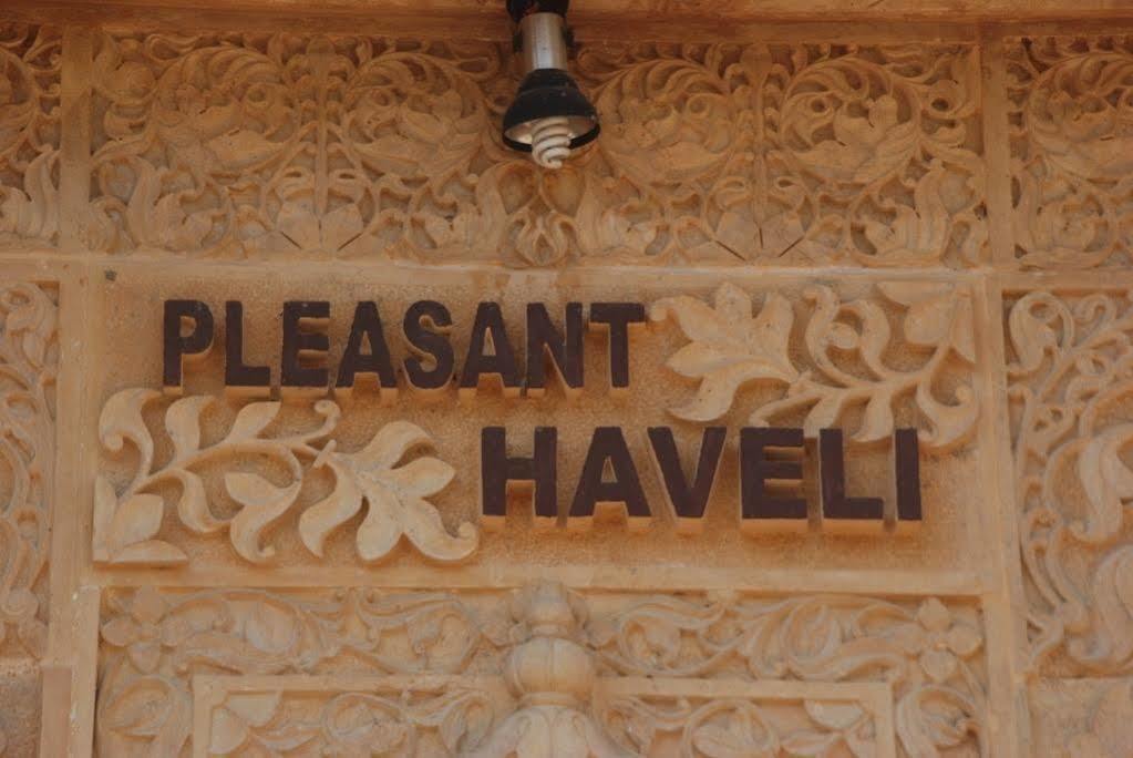 Hotel Pleasant Haveli - Only Adults Джайсалмер Экстерьер фото